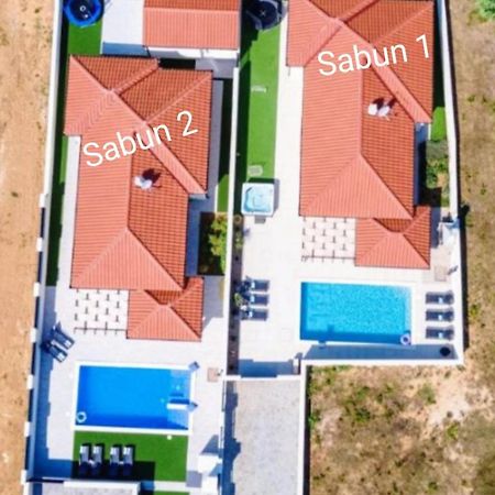 Villas Sabun - Modern House With Heated Pool Privlaka  Exterior foto