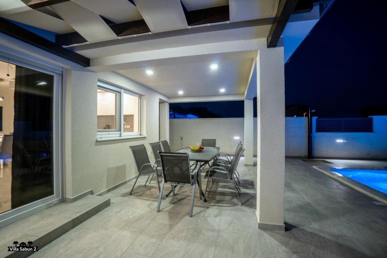 Villas Sabun - Modern House With Heated Pool Privlaka  Exterior foto