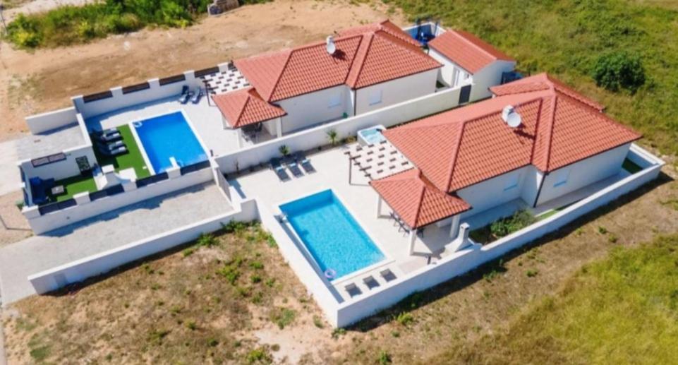 Villas Sabun - Modern House With Heated Pool Privlaka  Exterior foto